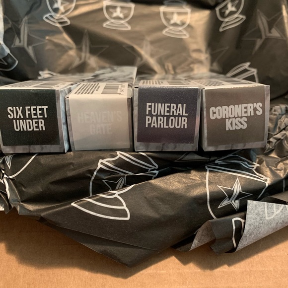 Jeffree Star Cremated The Gloss Lipgloss Set - Picture 2 of 8